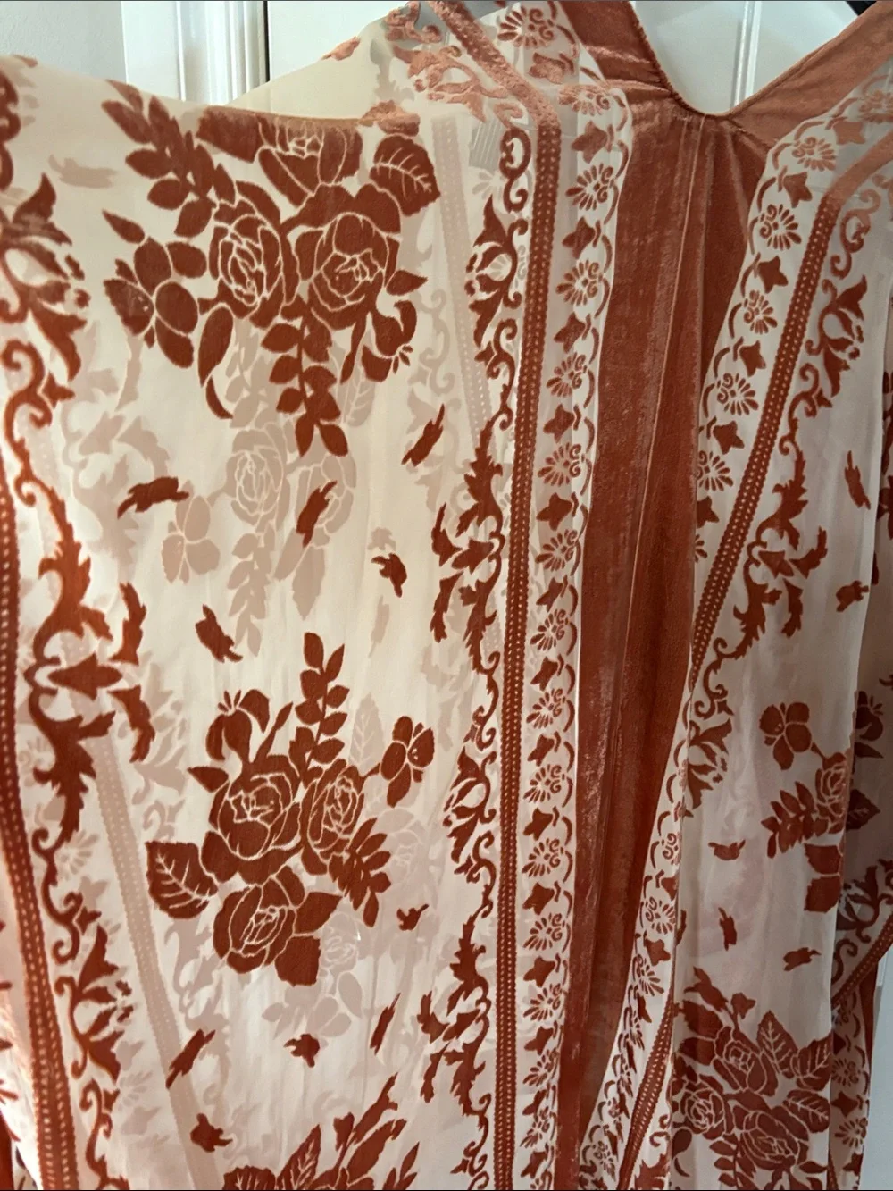 Nostalgia Sheer Floral Kimono in Rust and Cream - Picture 3 of 3